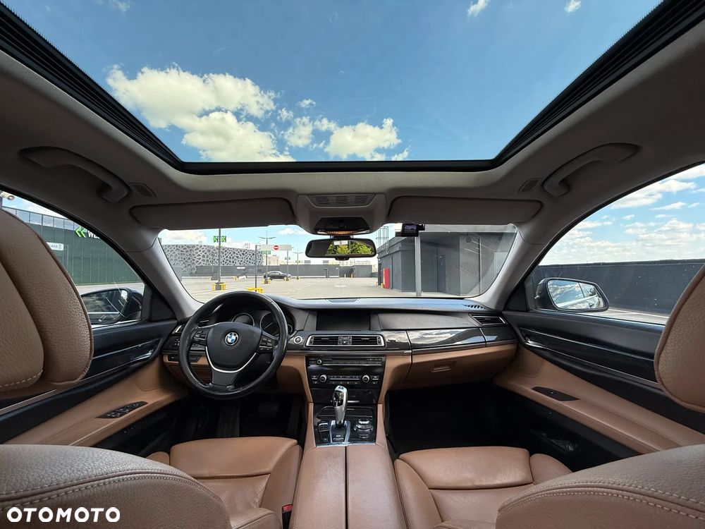 BMW Seria 7 730d Blue Performance - 9