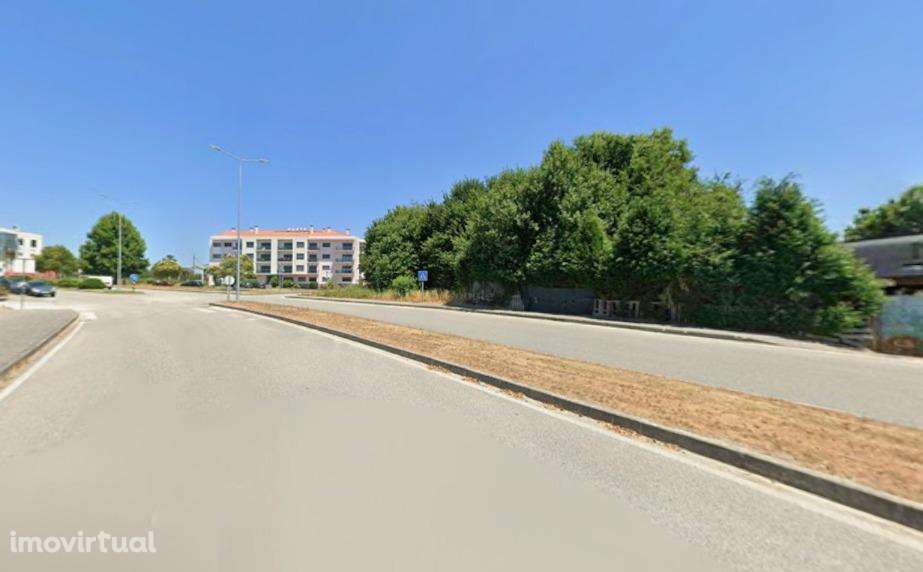 Lote de Terreno para Construção — Localização Central | Tondela - Grande imagem: 3/7