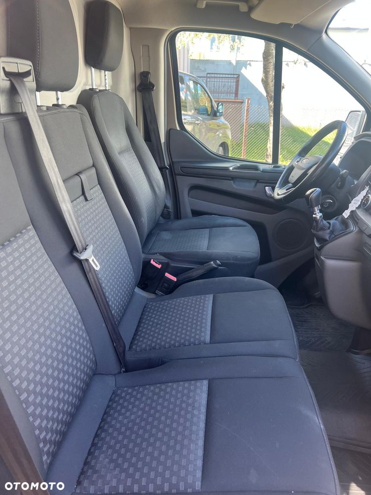 Ford Transit Custom - 9