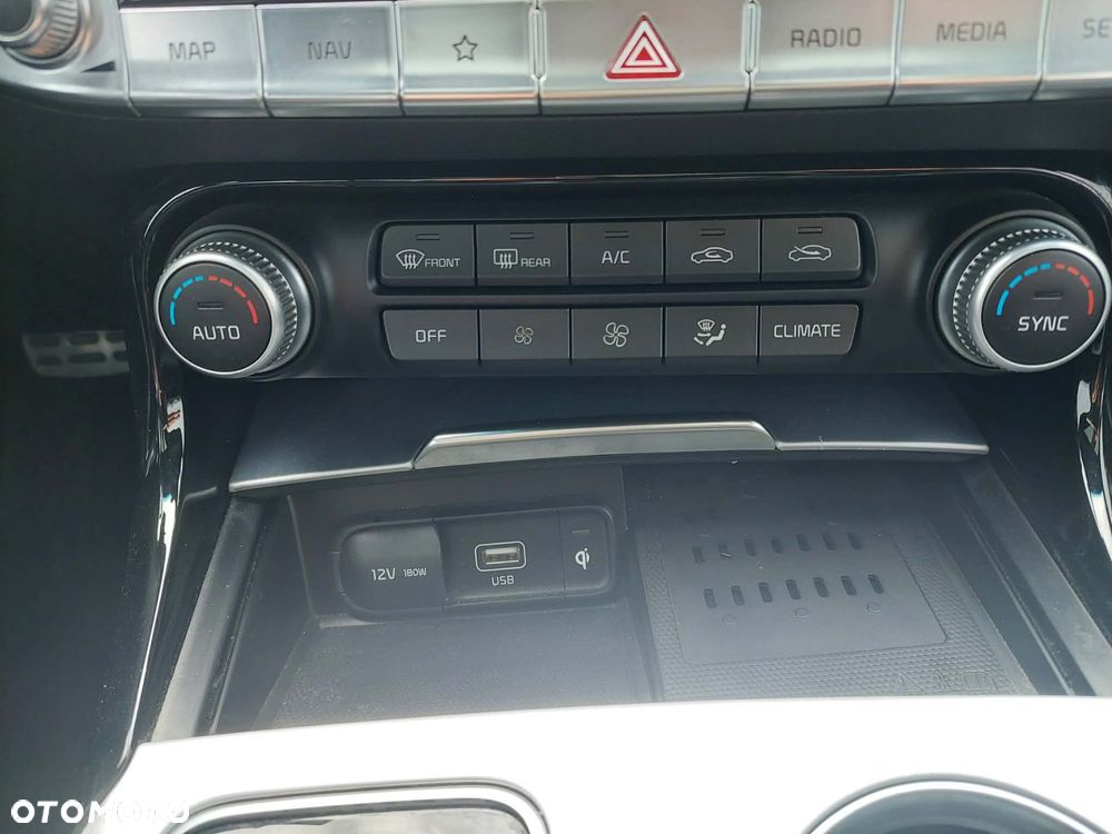 Kia Stinger 3.3 T-GDI V6 GT Prestige Line AWD - 16