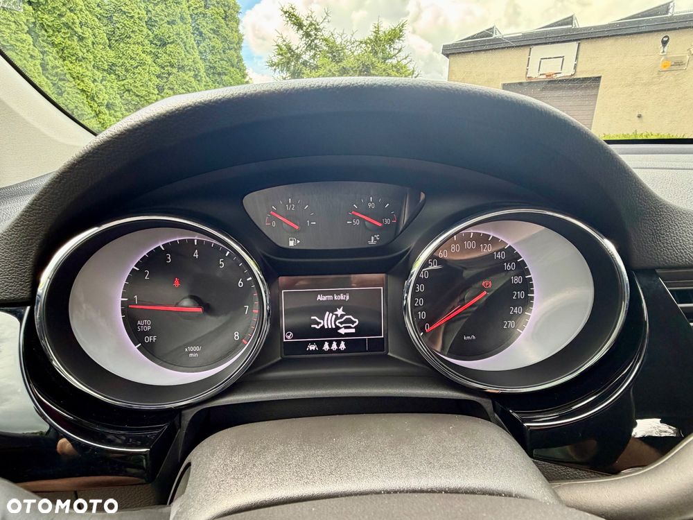 Opel Astra 1.2 T Elegance S&S - 16