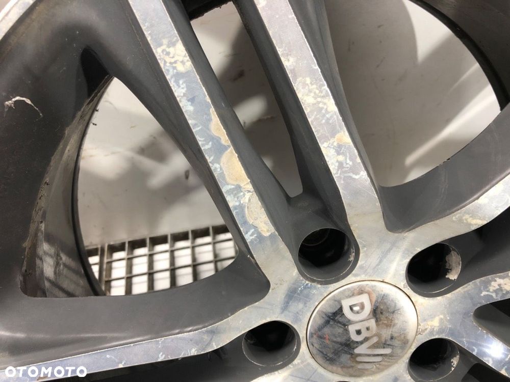FELGI ALUMINIOWE KOMPLET 18 8J 5X114,3 ET40 ŚRODEK CENTR. 66.1 - 912.00 PLN - NISSAN QASHQAI / - 6