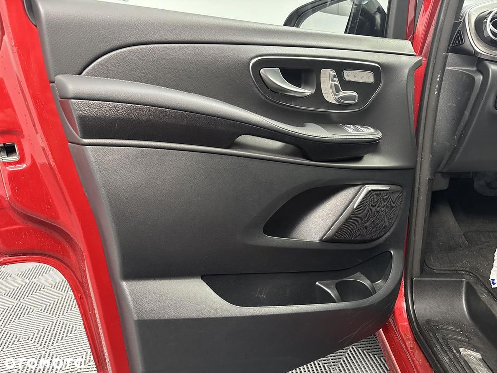 Mercedes-Benz Klasa V 300 d 4-Matic 9G-Tronic Avantgarde (d³ugi) - 12