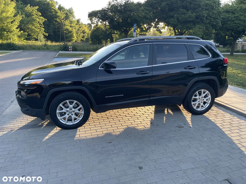 Jeep Cherokee - 2