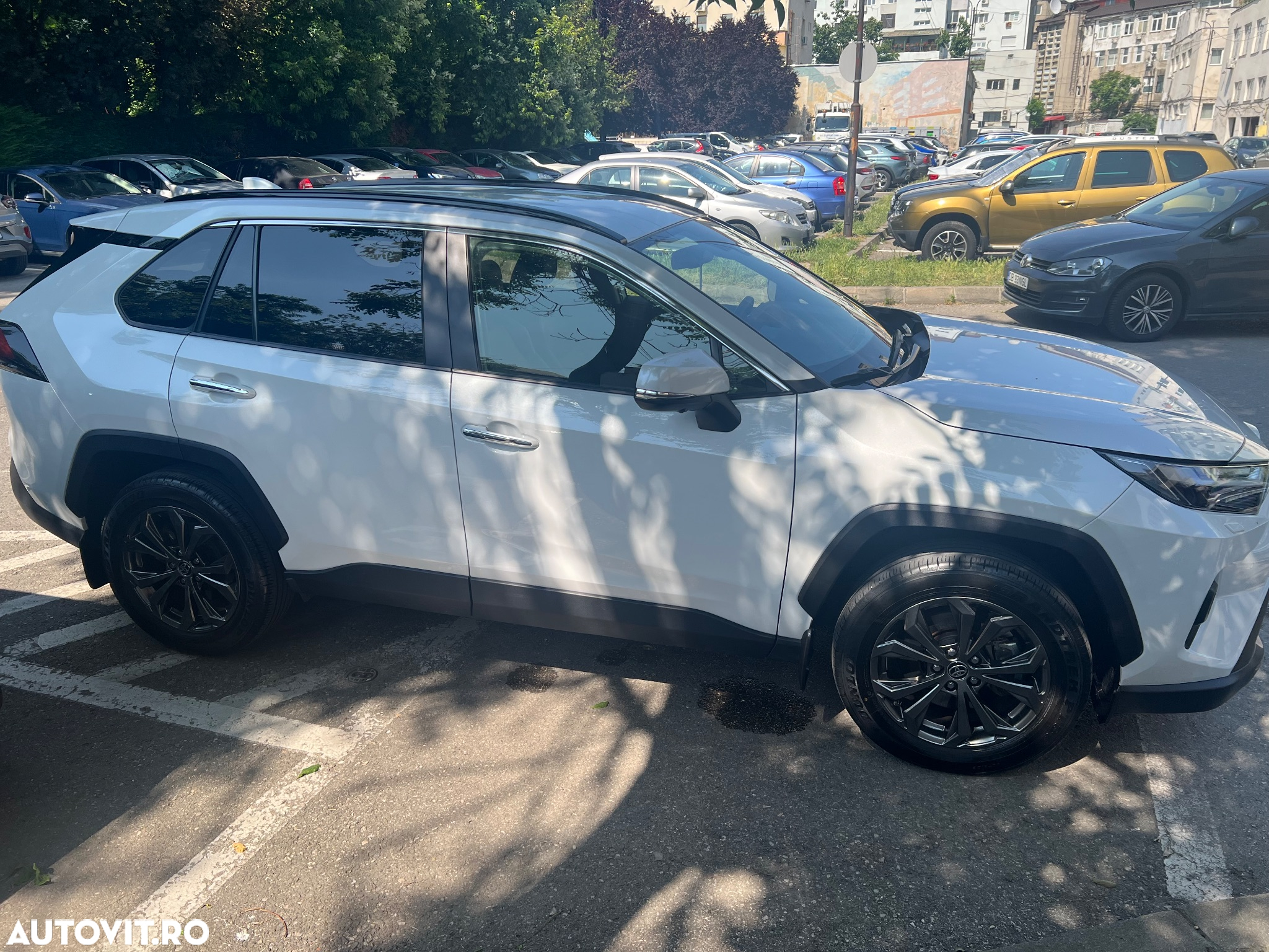 Toyota RAV4 2.5 Hybrid VVT-iE 4x4 Luxury - 13