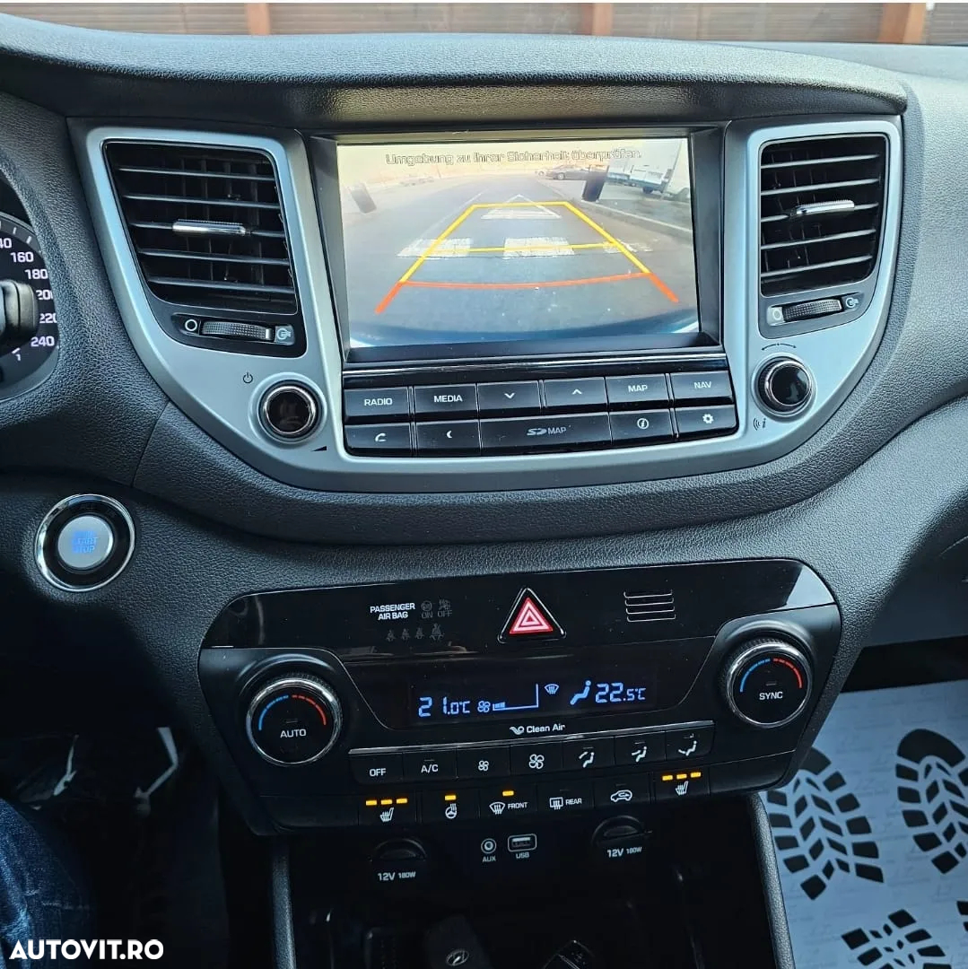 Hyundai Tucson 2.0 CRDI 4WD 8AT Luxury - 18
