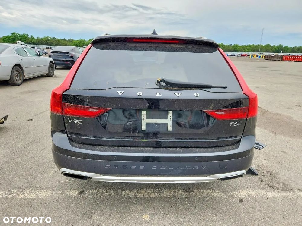 Volvo V90 - 24