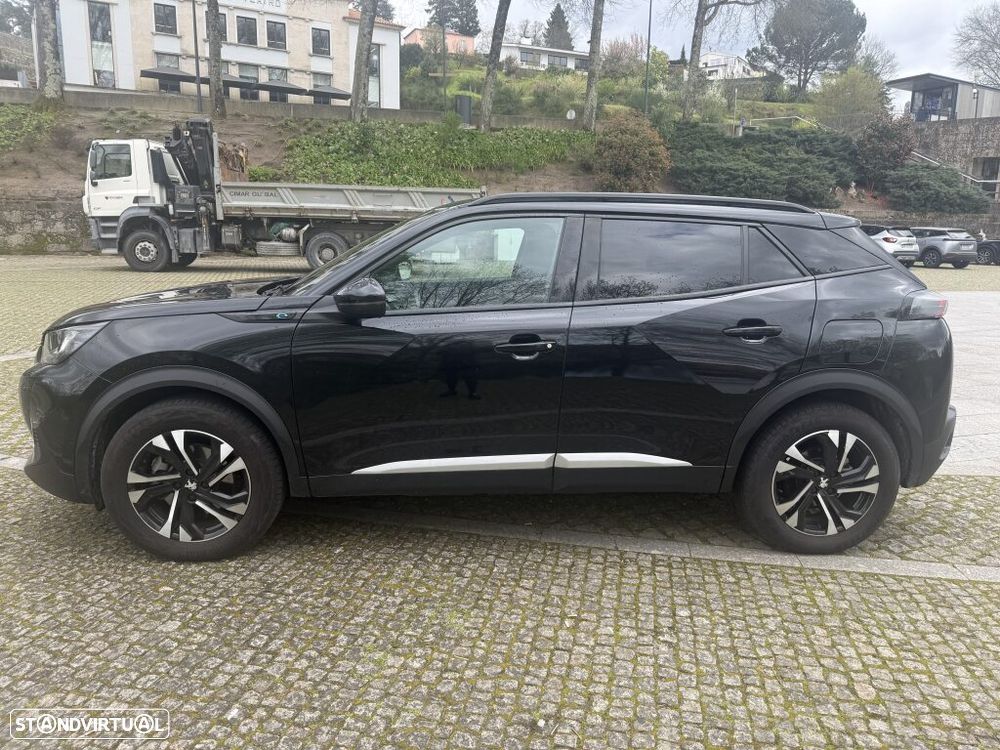 Peugeot 2008 - 11