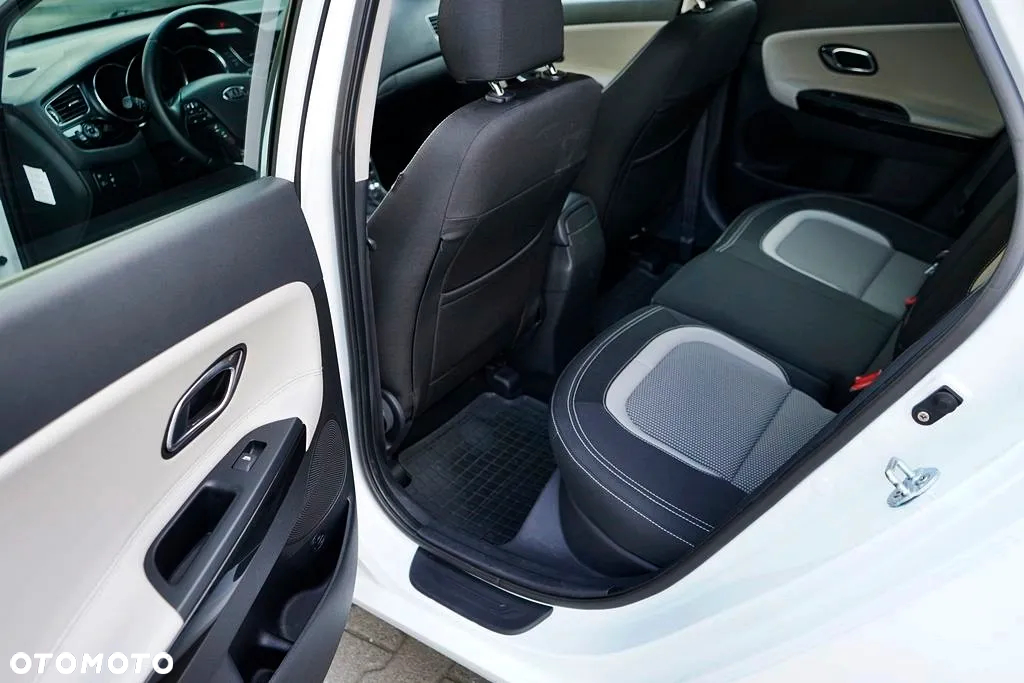 Kia Ceed - 20