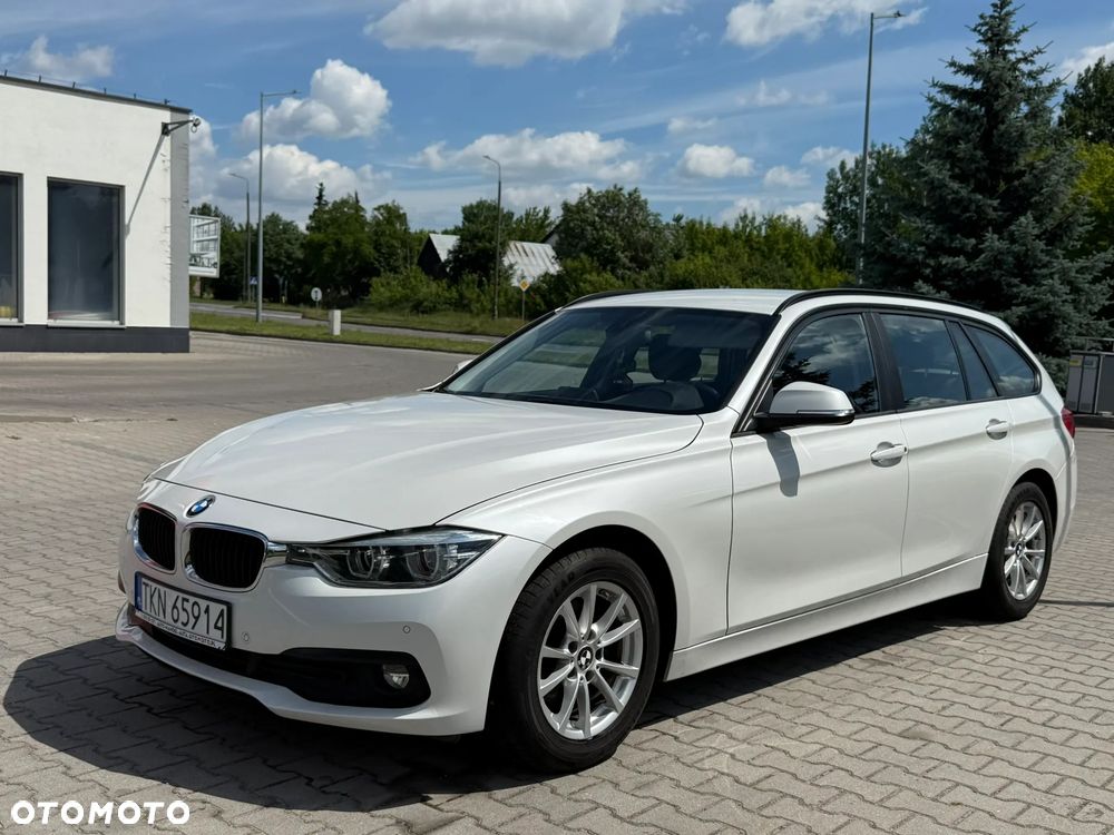 BMW Seria 3 318d M Sport Shadow - 3
