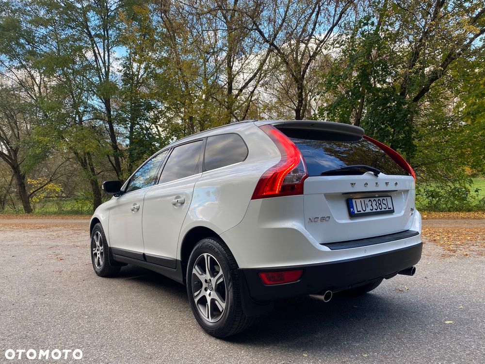 Volvo XC 60 T6 AWD Edition Pro - 3
