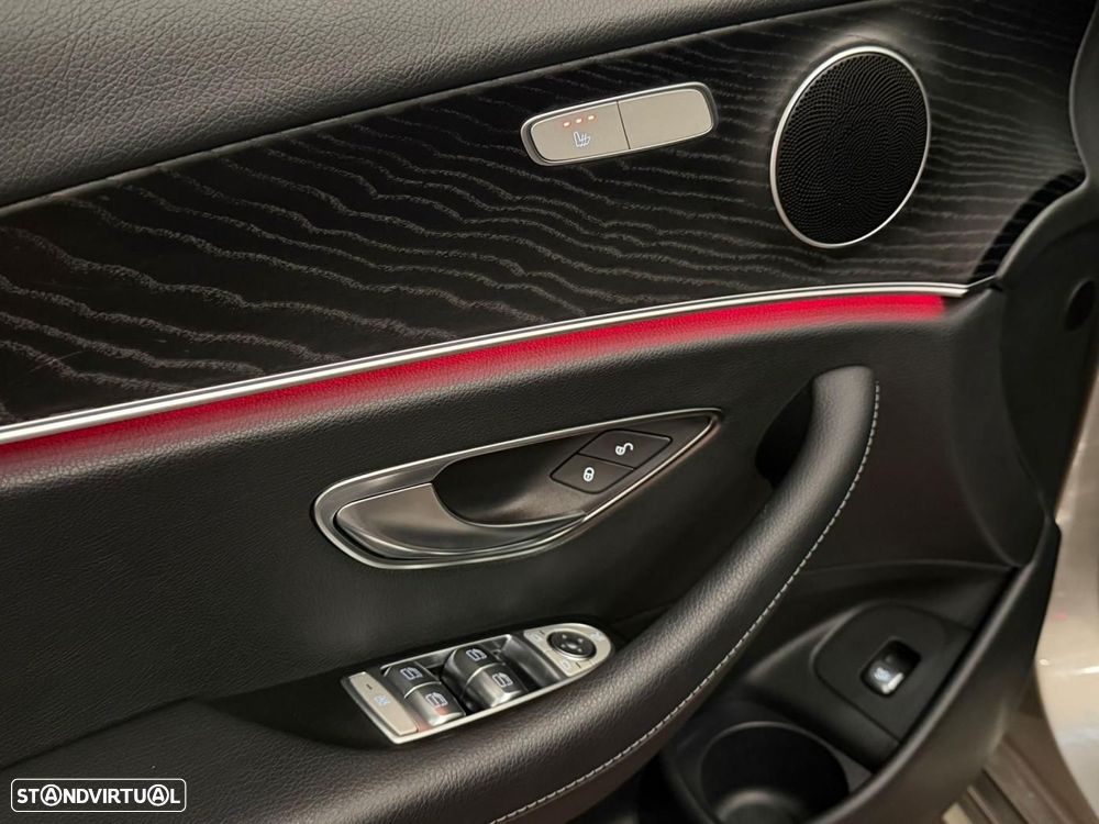 Mercedes-Benz E 300 de Avantgarde 4Matic - 45
