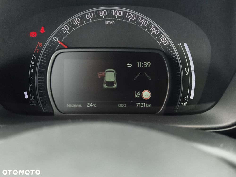 Toyota Aygo X - 21