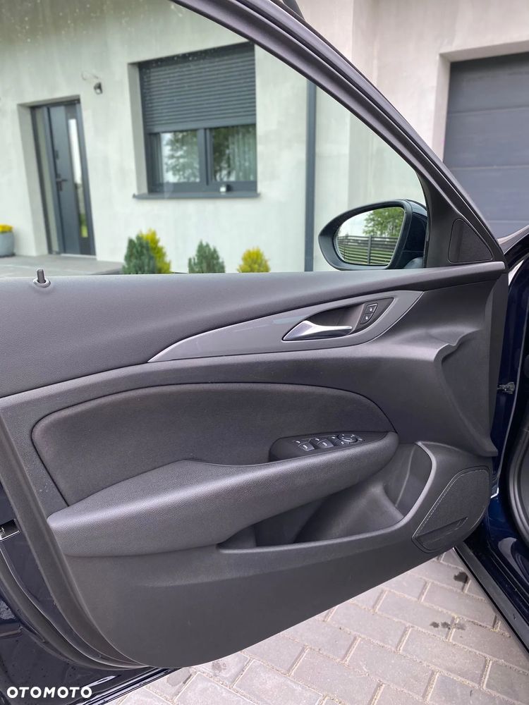 Opel Insignia 2.0 - 23