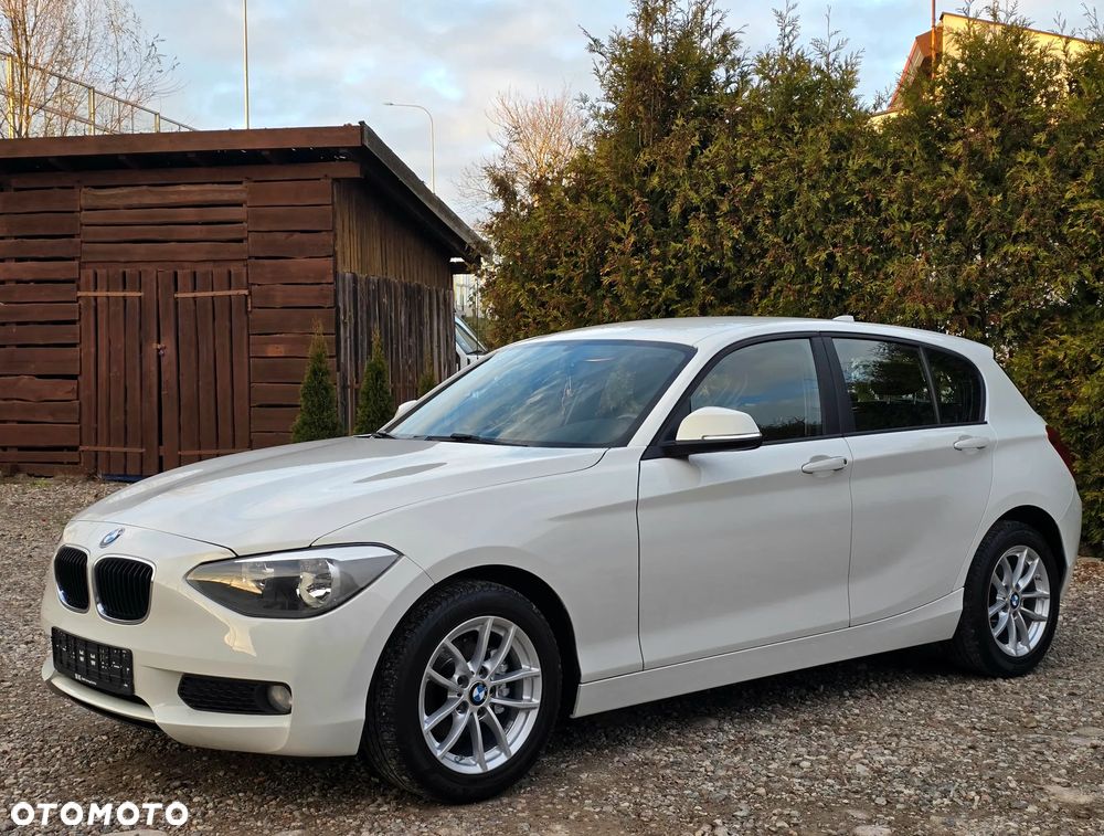 BMW Seria 1 116i - 27
