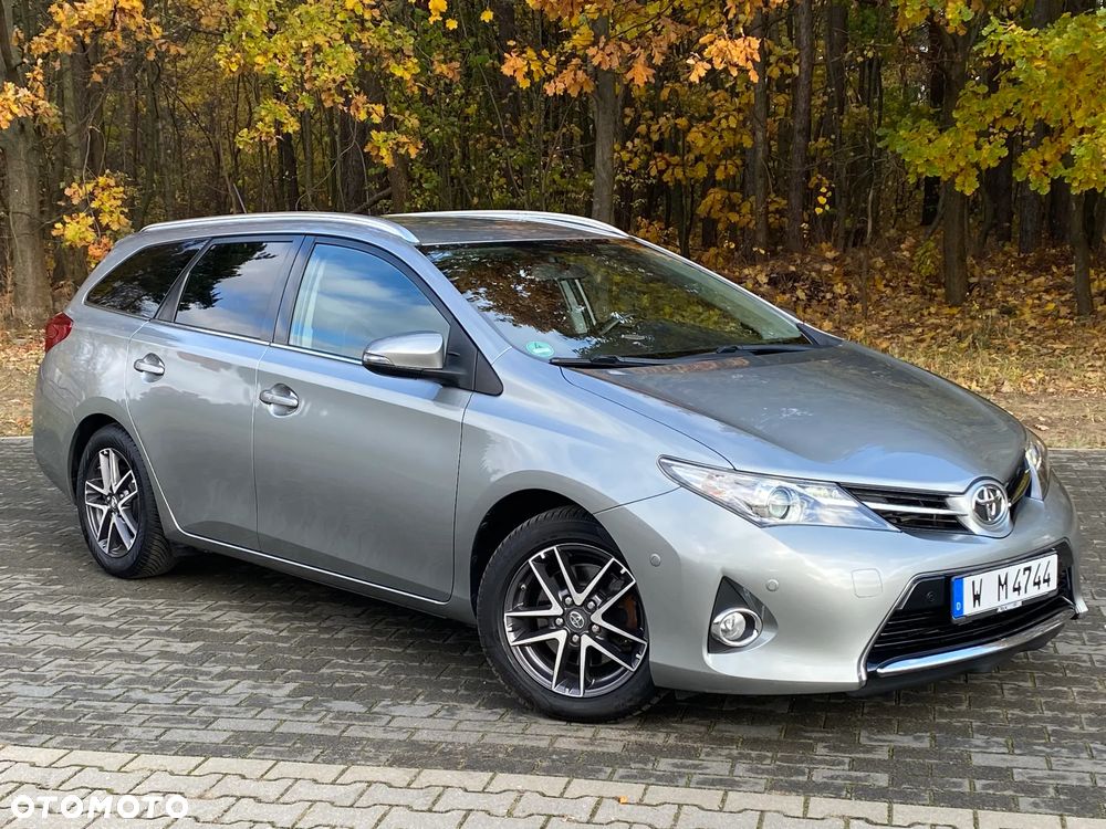 Toyota Auris 2.0 D-4D Executive - 13