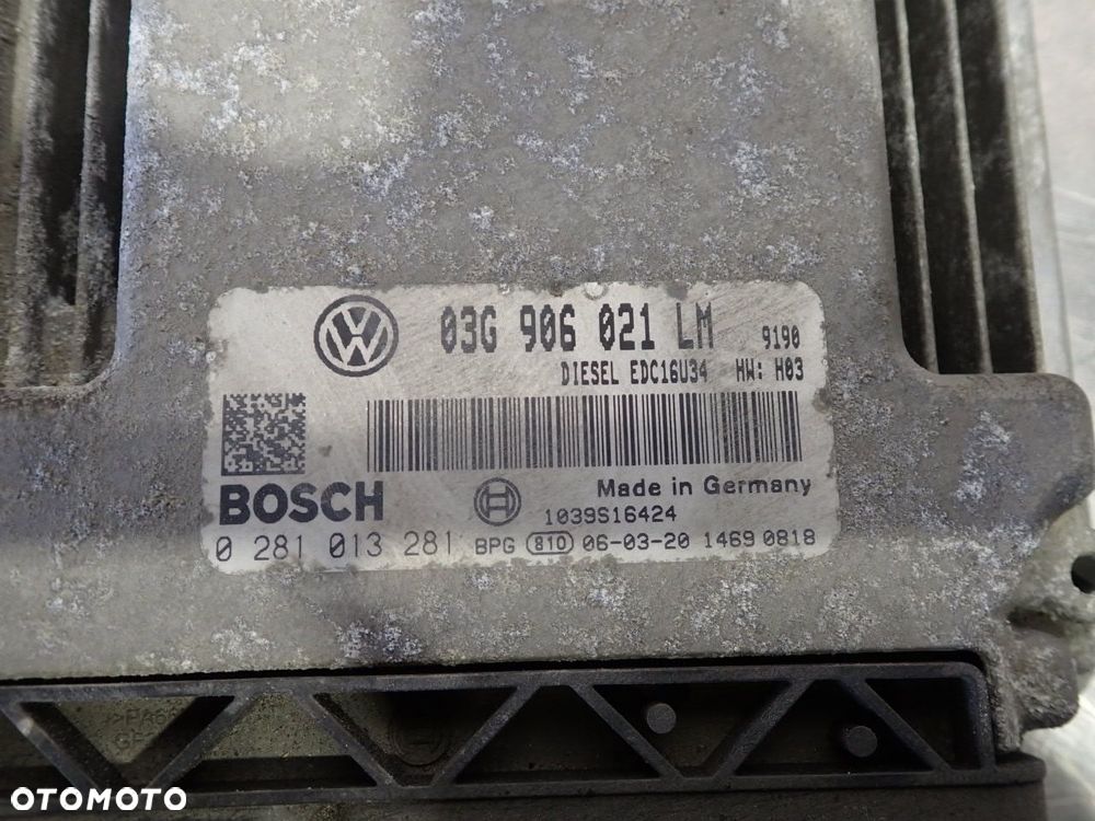 KOMPUTER SILNIKA SEAT LEON II 03G906021LM   0281013281 - 3