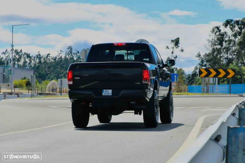 Dodge RAM - 4