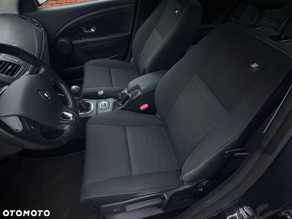 Renault Megane 1.6 16V 110 Paris Business - 9