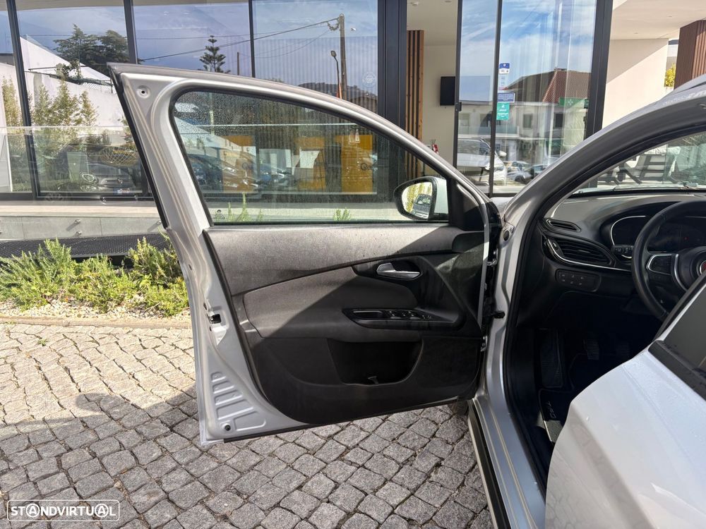 Fiat Tipo Cross 1.0 GSE T3 - 20