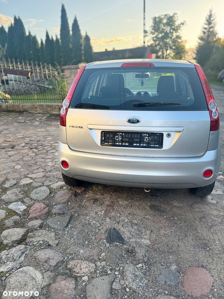 Ford Fiesta 1.3 - 4