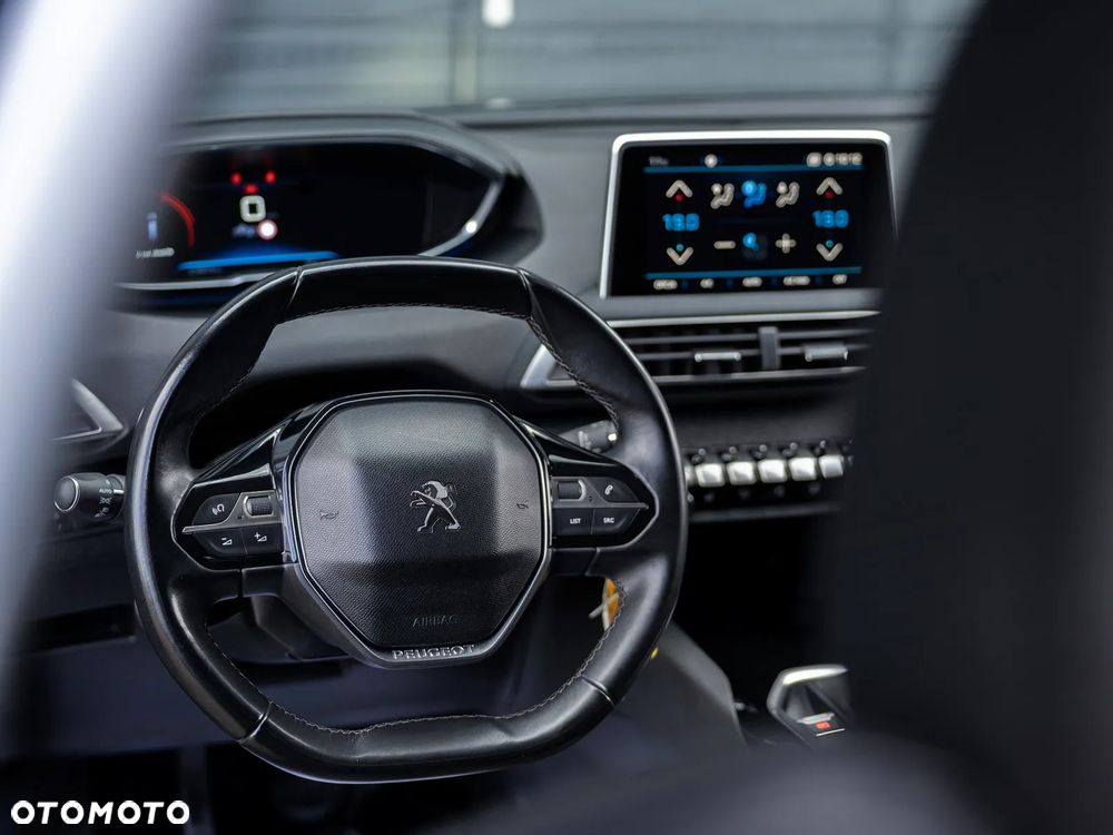 Peugeot 5008 1.6 BlueHDi Allure 7os - 20