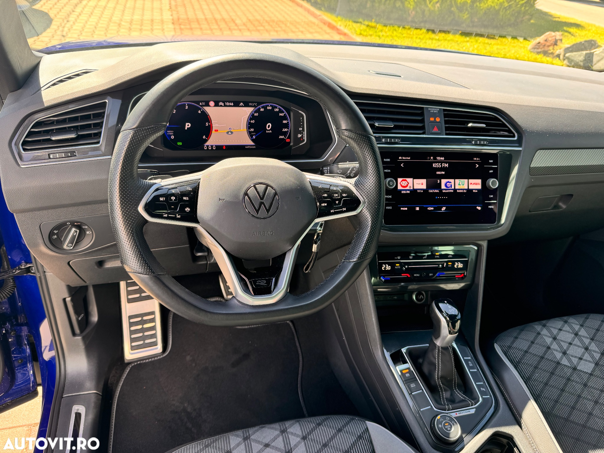 Volkswagen Tiguan 2.0 TDI SCR DSG 4Motion R-Line - 6
