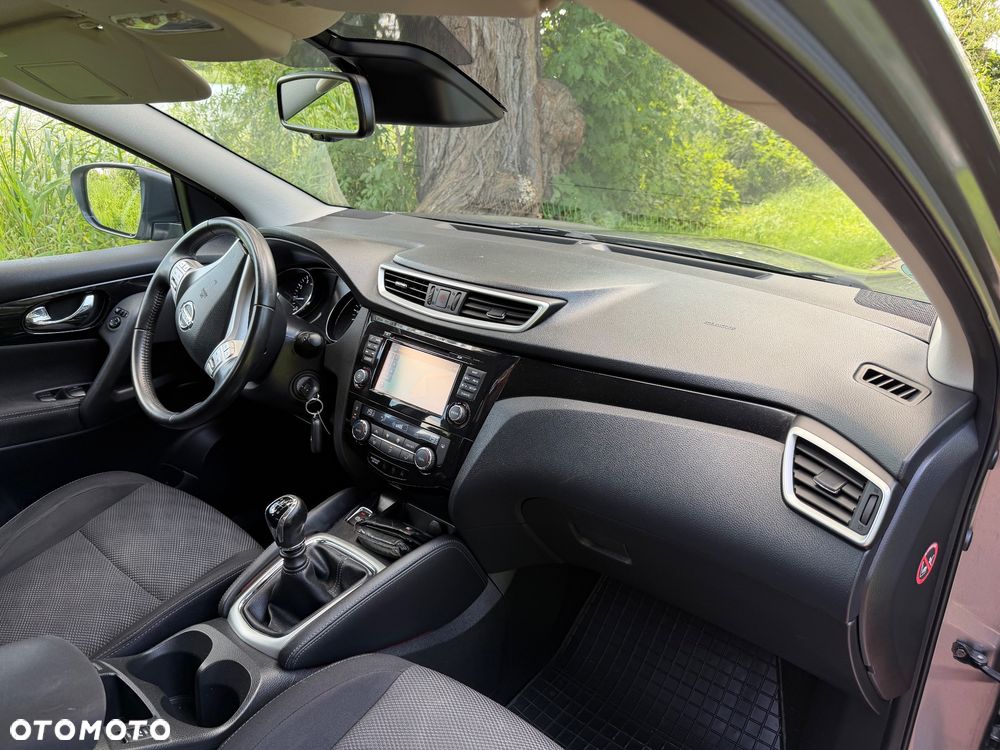 Nissan Qashqai - 12