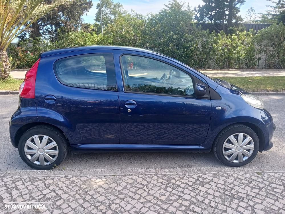 Peugeot 107 1.0 Trendy - 4