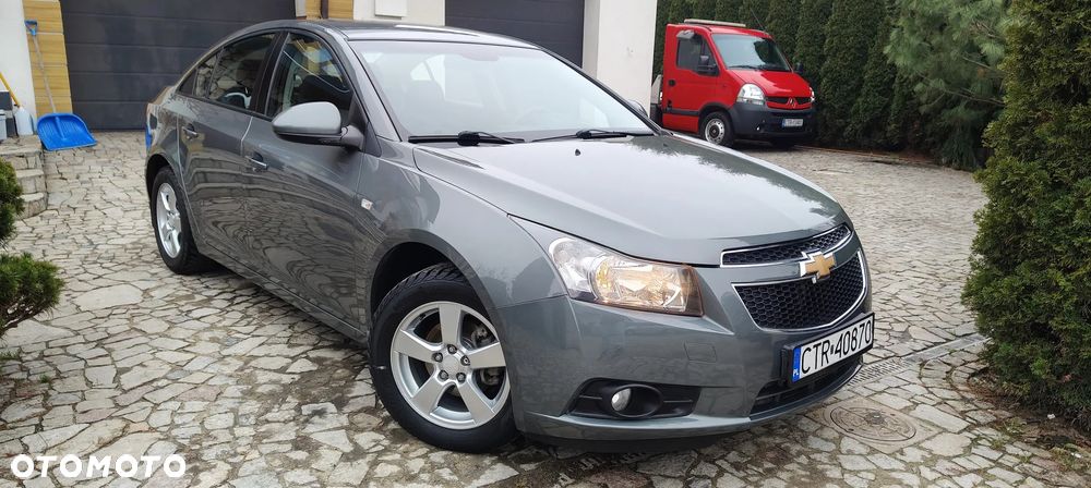Chevrolet Cruze 1.8 LT - 9