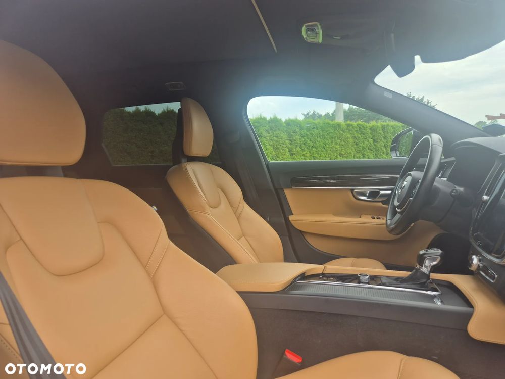 Volvo V90 - 27