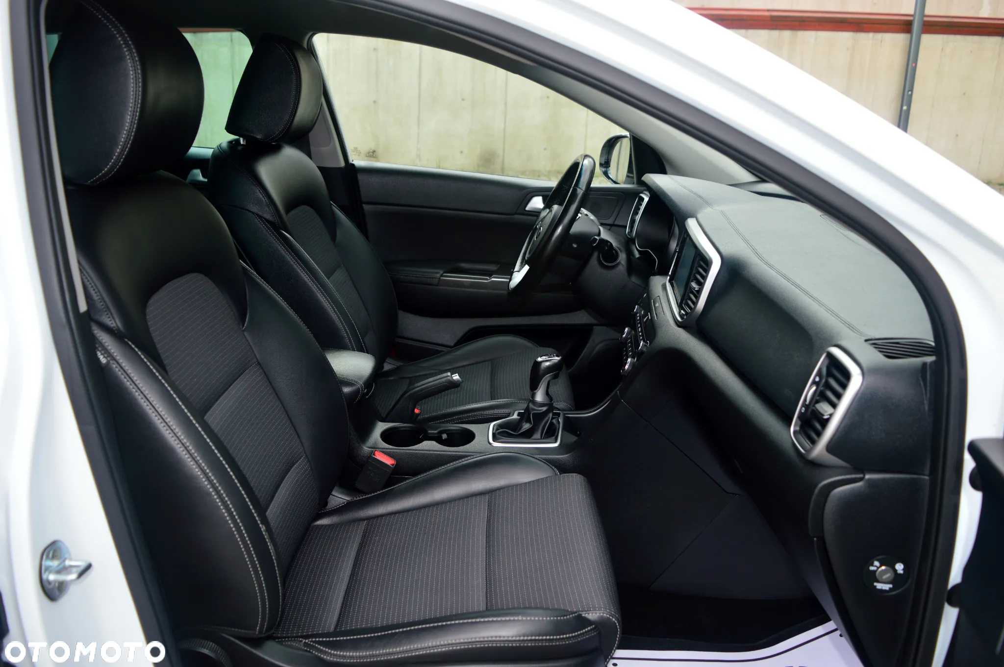 Kia Sportage - 10