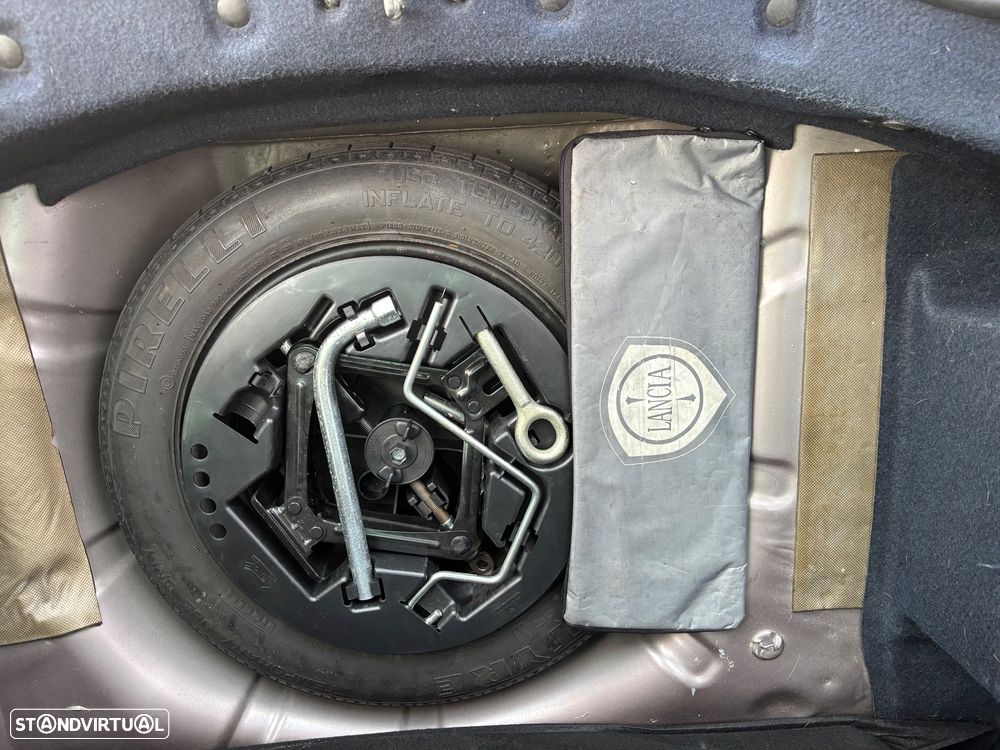 Lancia Musa 1.3 16V M-jet Platino - 13
