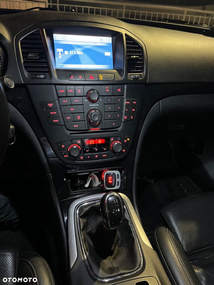 Opel Insignia 2.0 T Sport 4x4 - 16