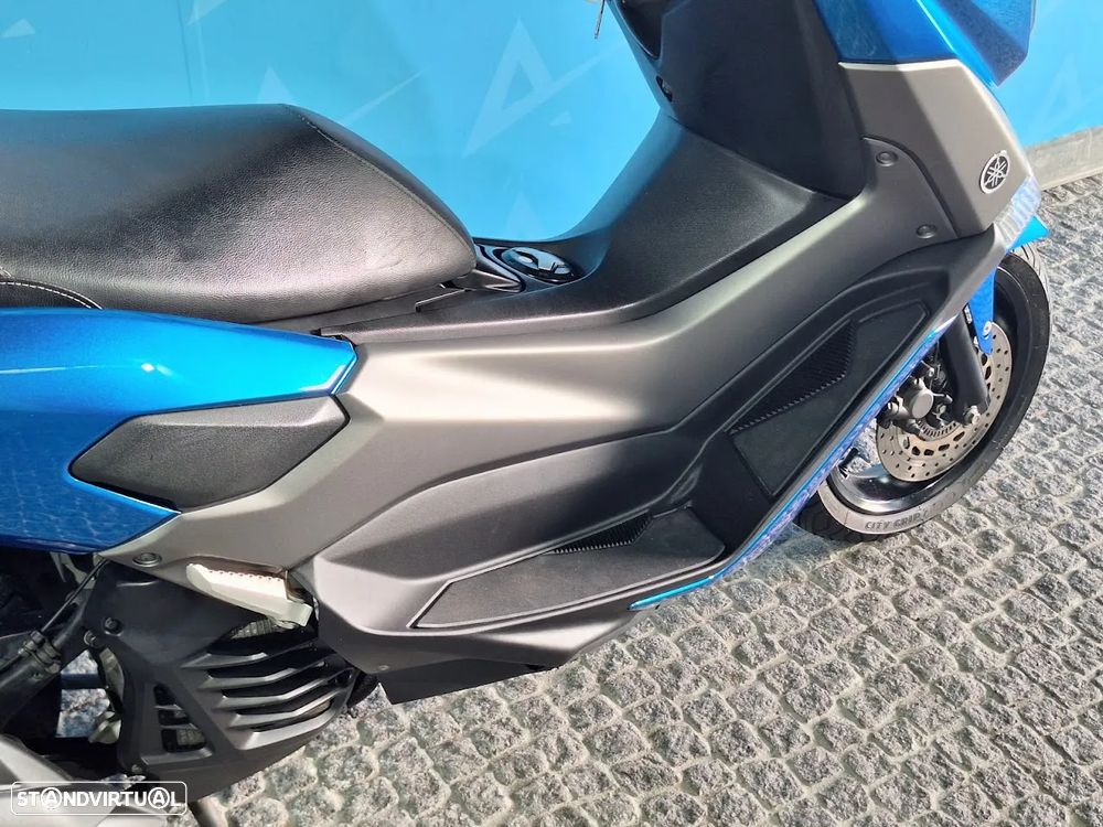 Yamaha NMAX 125 - 3