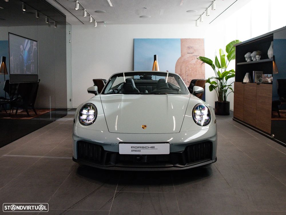 Porsche 911 (992) Carrera GTS - 2