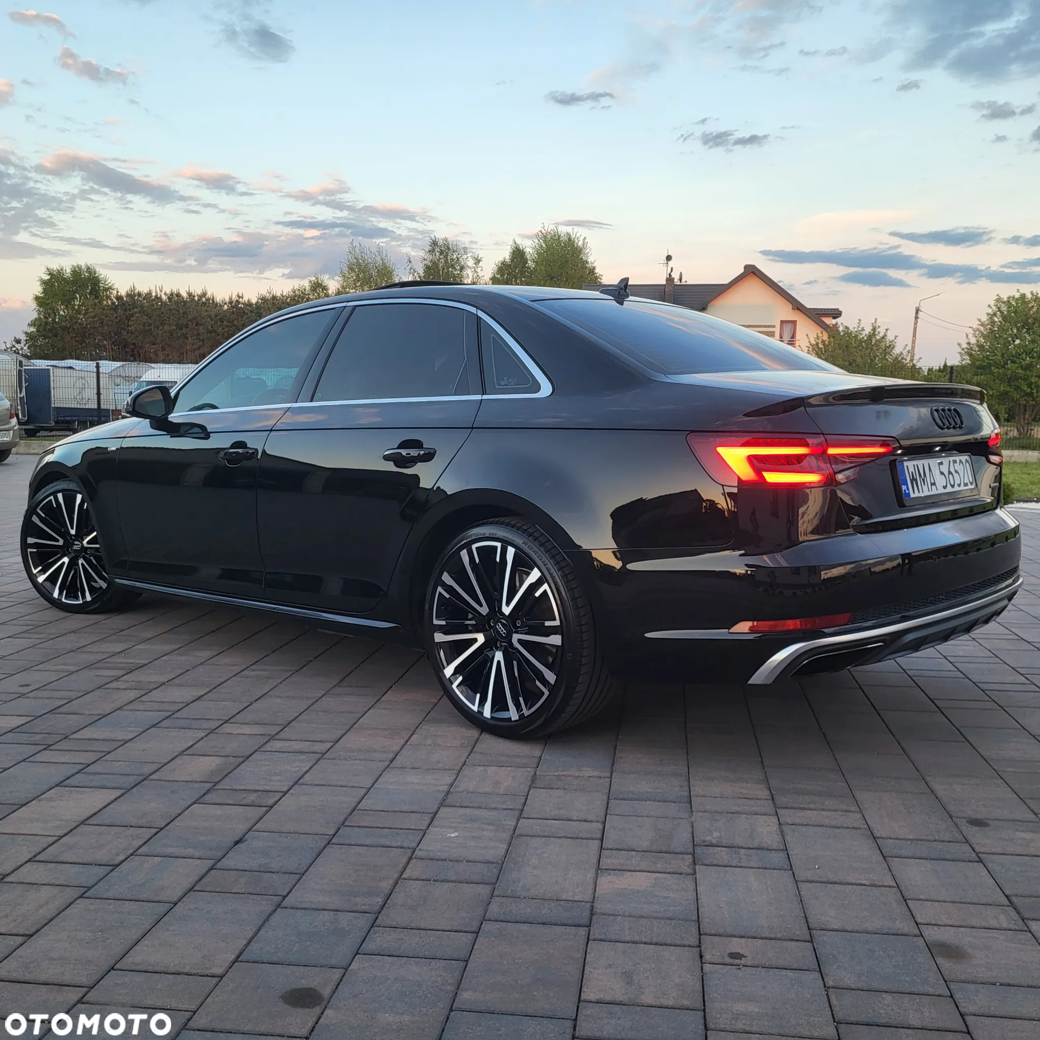 Audi A4 - 4