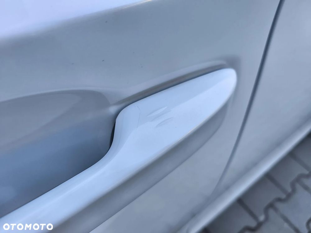 Honda Civic 2.0 i-MMD Elegance CVT - 19