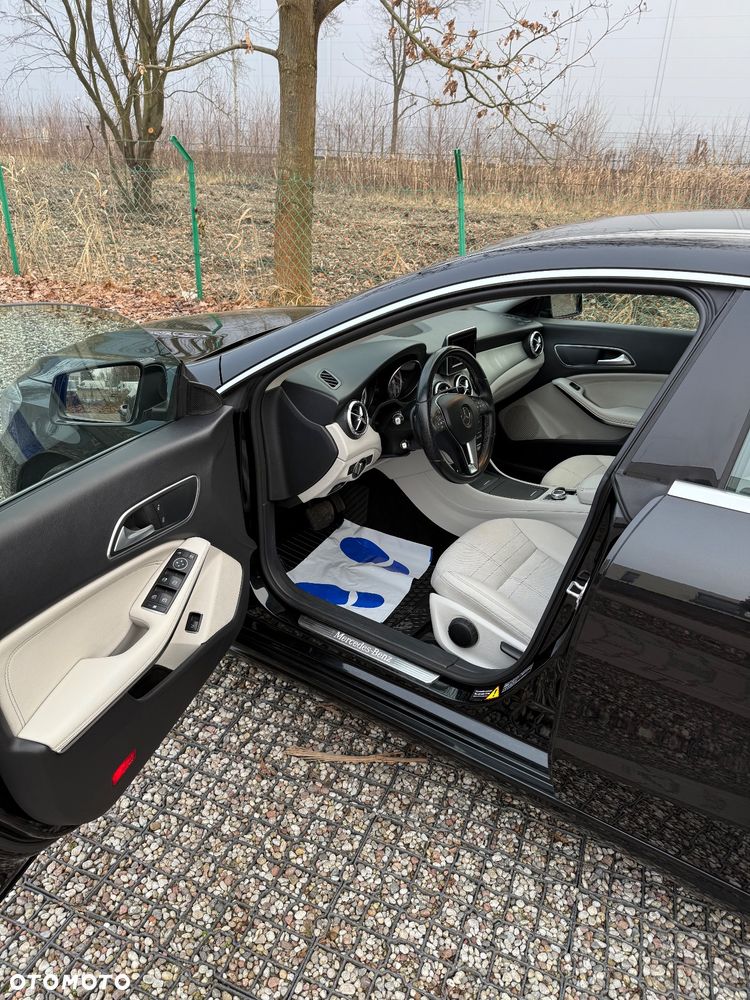 Mercedes-Benz CLA - 8
