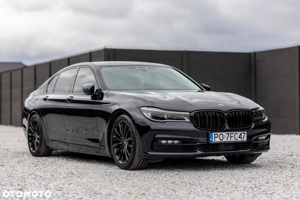 BMW Seria 7 740d xDrive - 27