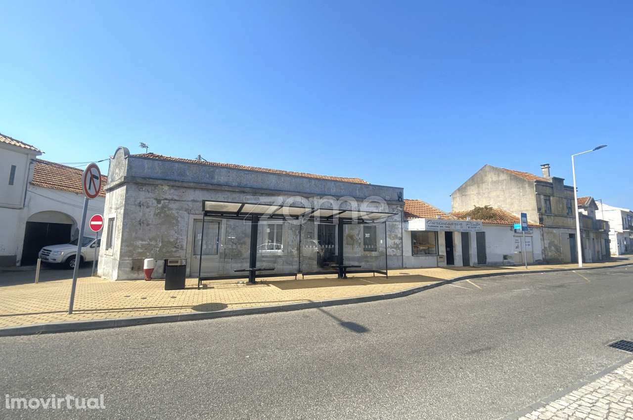 Prédio para reconstrução em Pataias - Grande imagem: 2/20