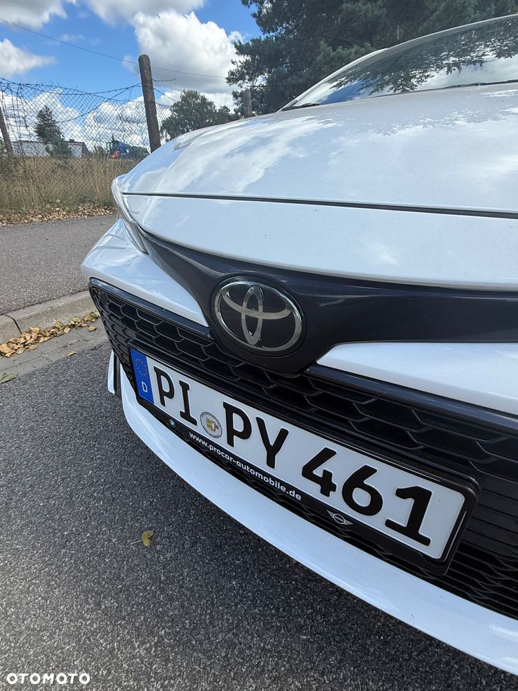 Toyota Corolla - 16