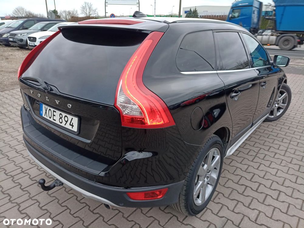 Volvo XC 60 D5 AWD Edition Pro - 4