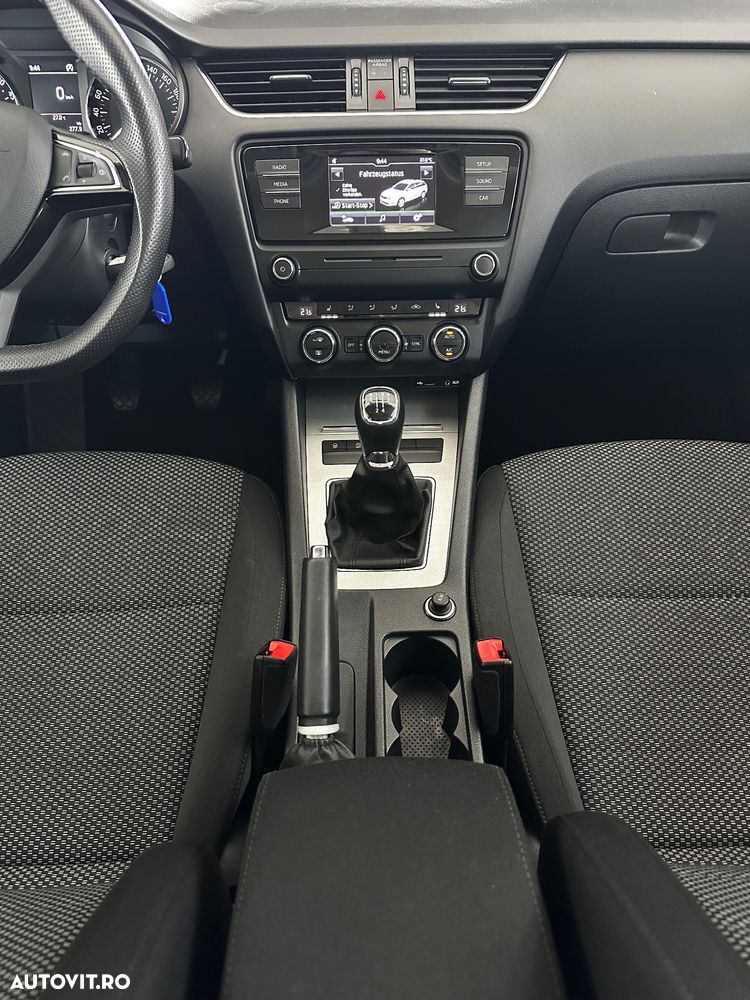 Skoda Octavia 1.6 TDI (Green tec) Style - 27