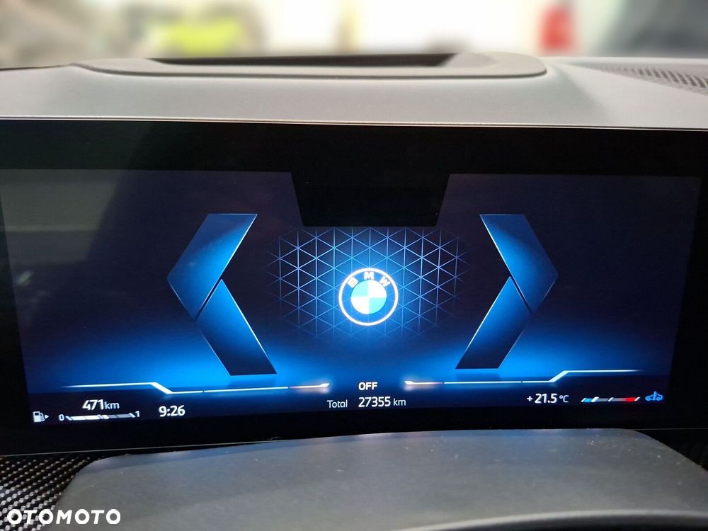BMW X7 - 16