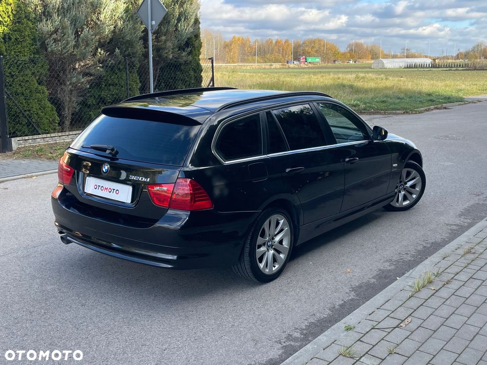 BMW Seria 3 320d - 17
