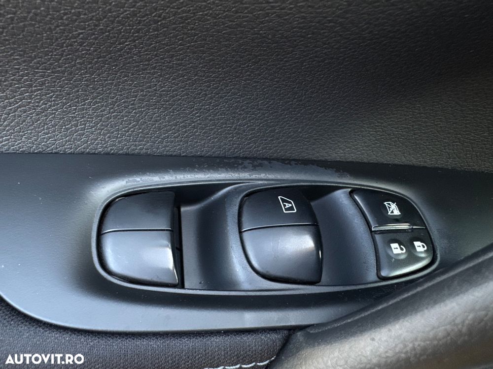 Nissan Qashqai 1.5 DCI tekna - 22