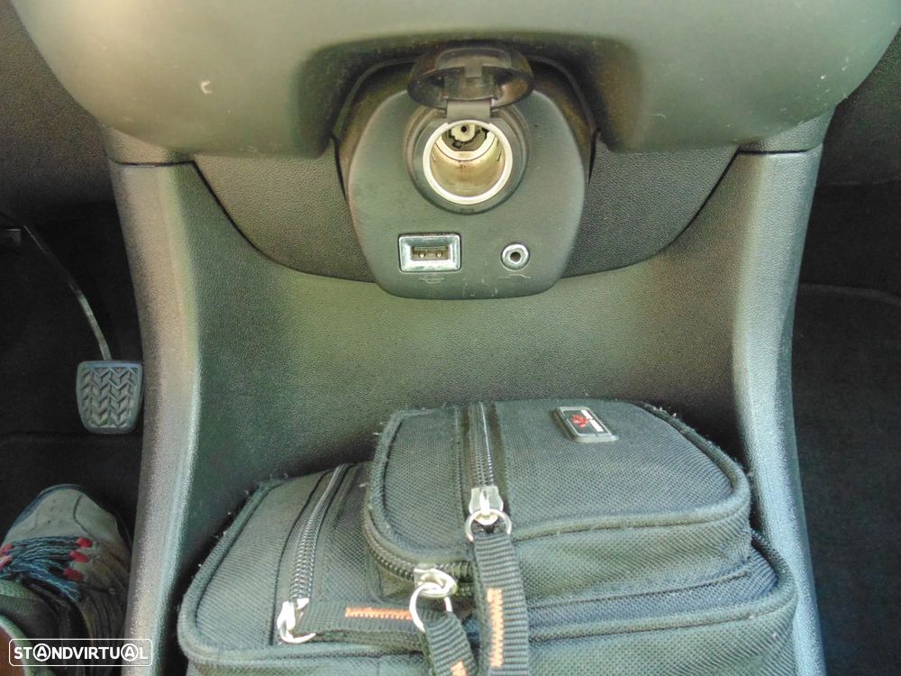 Peugeot 108 1.0 VTi Active - 23