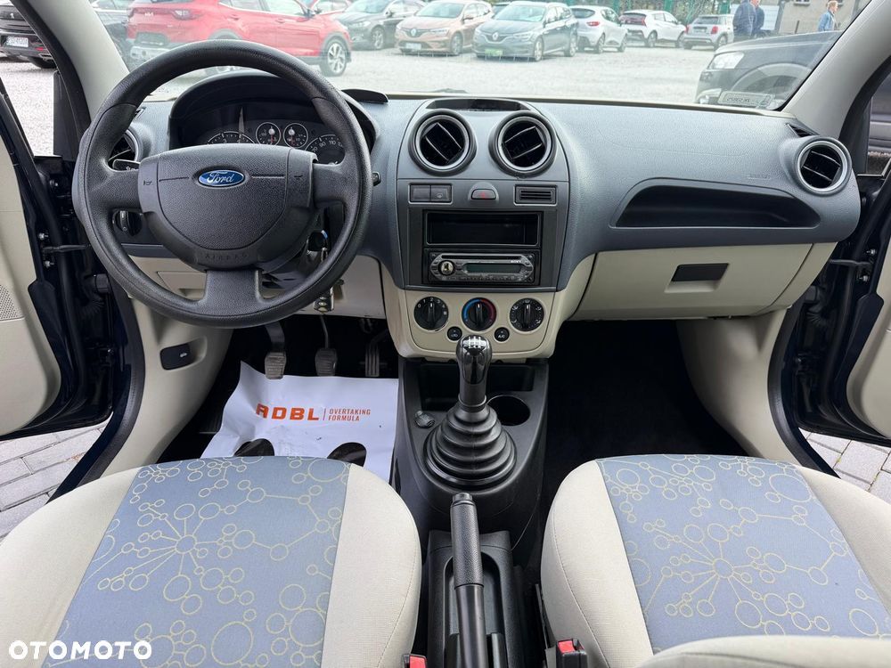 Ford Fiesta 1.25 Silver X - 11