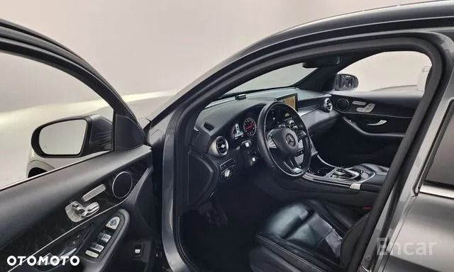 Mercedes-Benz GLC 300 4-Matic - 7